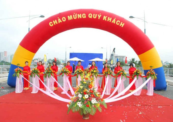 CHO THUÊ CỔNG HƠI SỰ KIỆN 